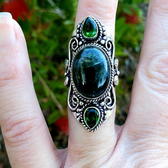 New Green Moss Agate and Peridot Silver Statement Ring. - Picture 2 of 16